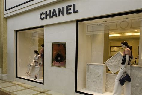 punti vendita chanel a roma|Chanel ita.